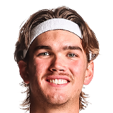 https://img.heibaitiyuy.com.cn/img/basketball/player/cf26e2dc3b8214b750c4ba8e3db78db9.png